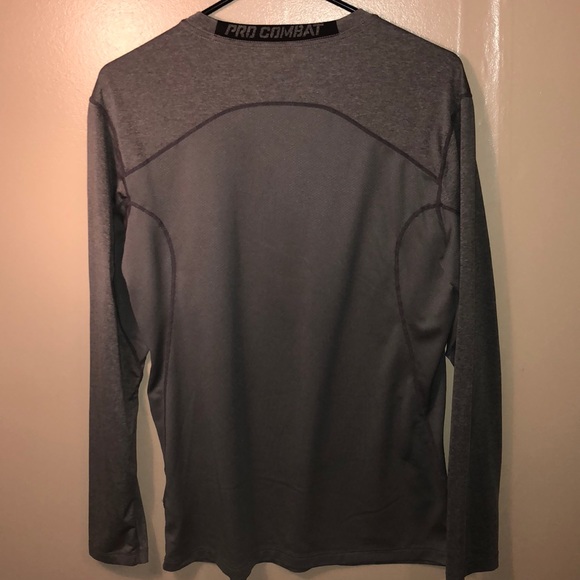long sleeve grey athletic nike shirt - Picture 5 of 5